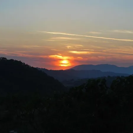 Cisogna Фермерский дом